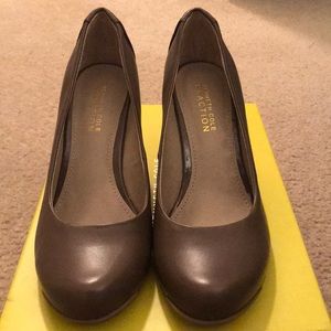 kenneth cole did you tell wedges